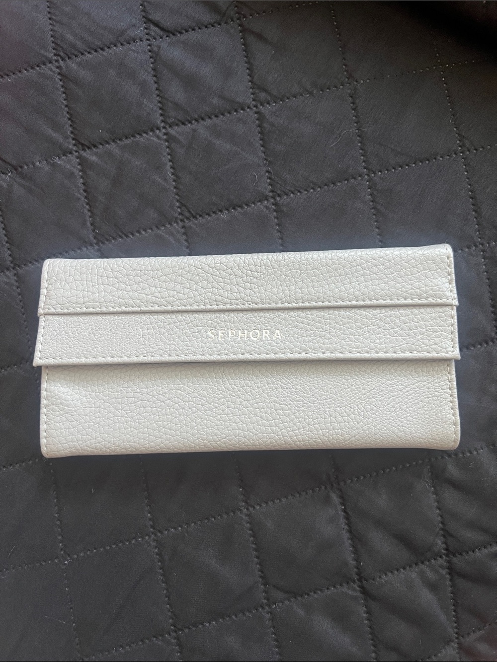 Sephora White Makeup Brush
Travel Case